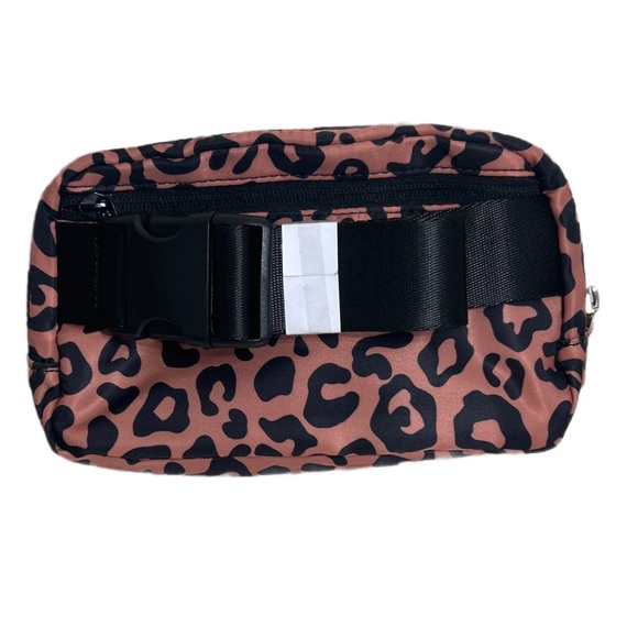 Lululemon Everywhere Leopard Print Belt Bag - Picture 3 of 15